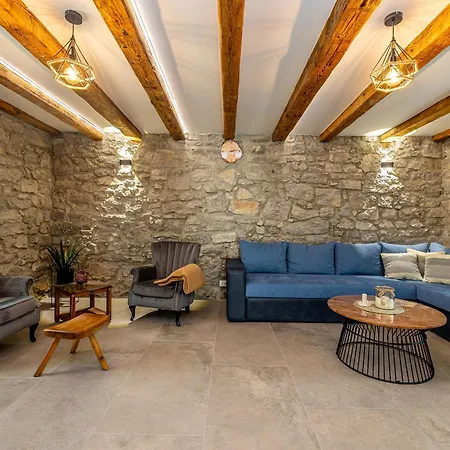 Kuca Za Odmor Antica Villa Lakmartin